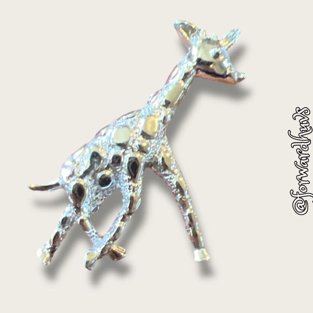 Silver-Tone Giraffe Brooch